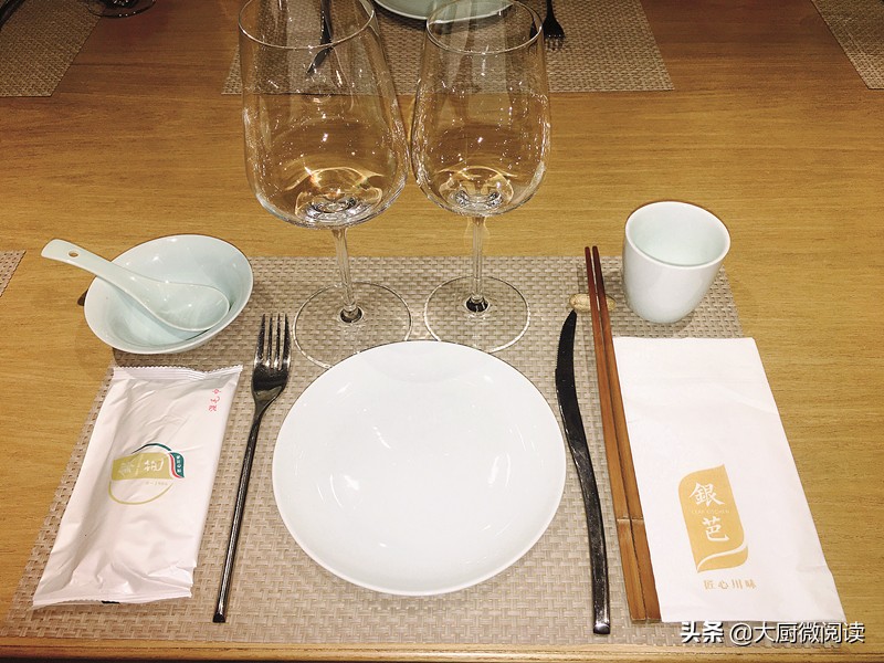 法国黑珍珠餐厅菜品,杭州黑珍珠餐厅饮品