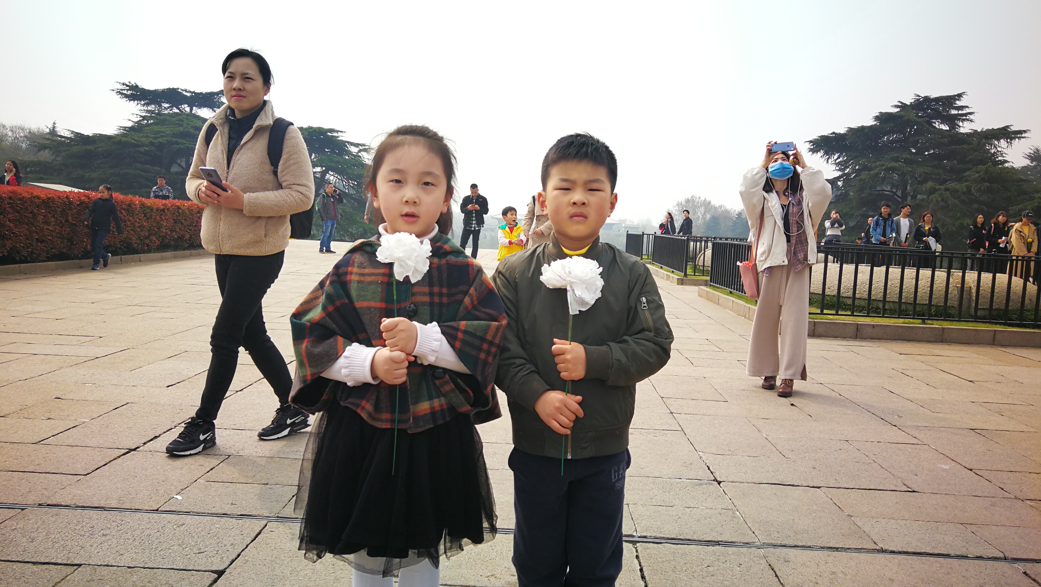 雨花台烈士陵园24只花圈意义,雨花台烈士纪念碑凭吊仪式