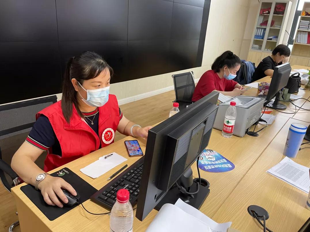 在疫情中的那些事,在疫情中那些温暖的事