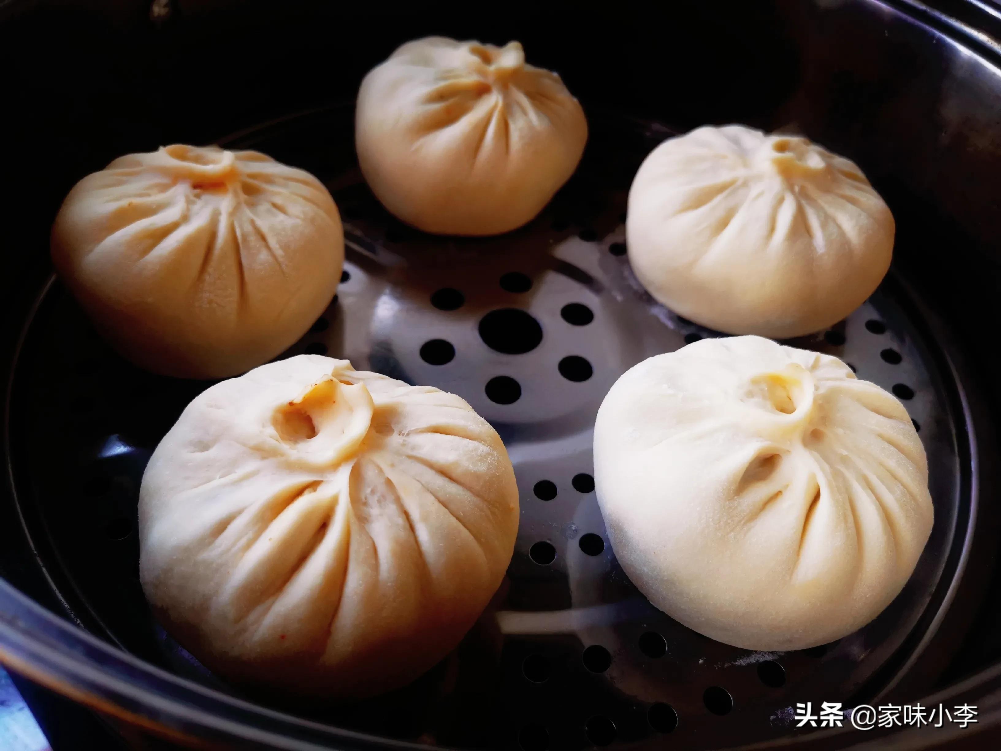 冷冻包子生坯是冷水蒸还是开水蒸,蒸包子时怎么才能让包子蓬松好吃