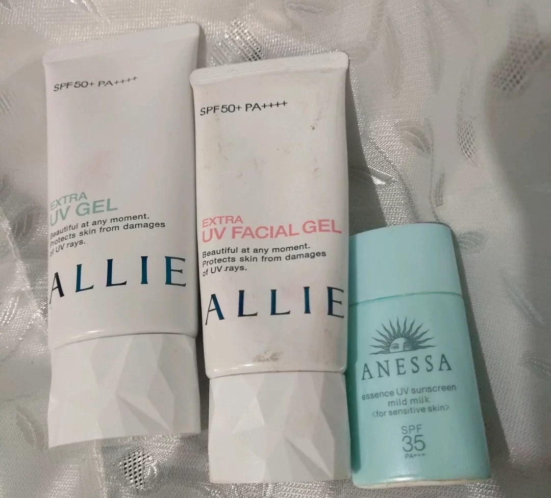 兰蔻菁纯粉底液和嘉娜宝粉底霜,嘉娜宝世纪粉霜好用还是兰蔻菁纯