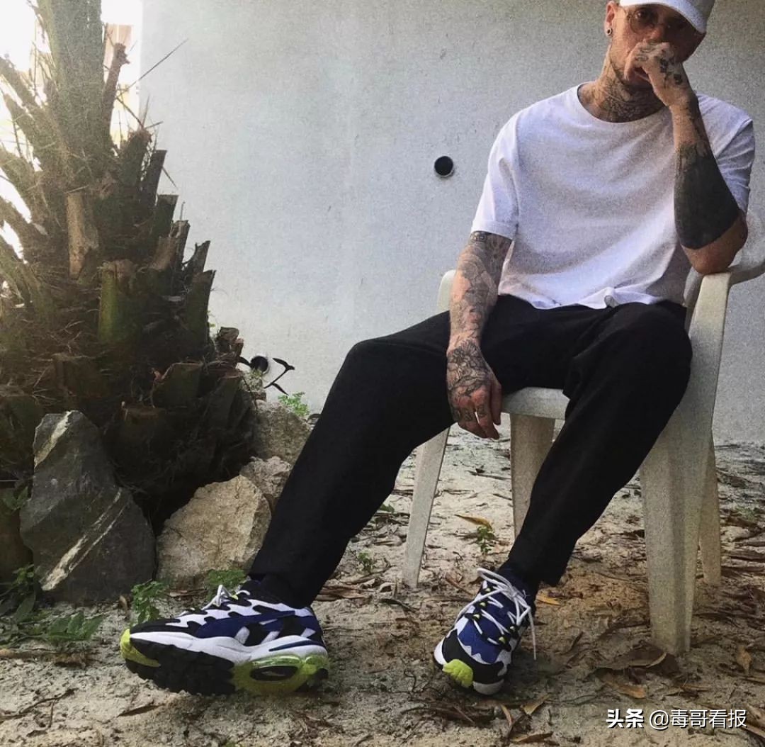 puma全面反光的鞋子,puma全掌碳板钉鞋测评