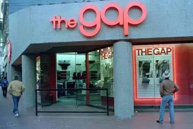 zara的姐妹品牌是什么,zara和hm品牌分析及对比