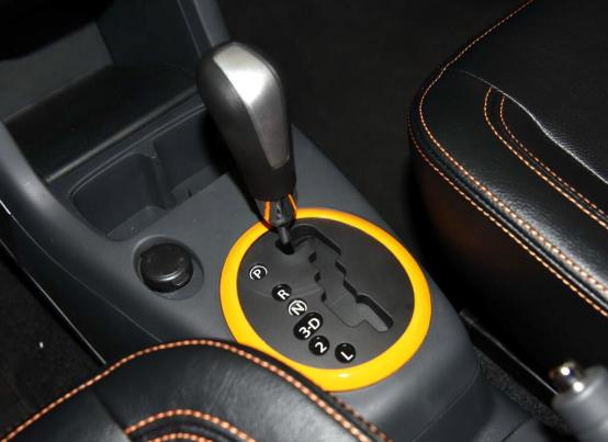 小燕子何时才能穿上新衣现款雨燕购买力分析