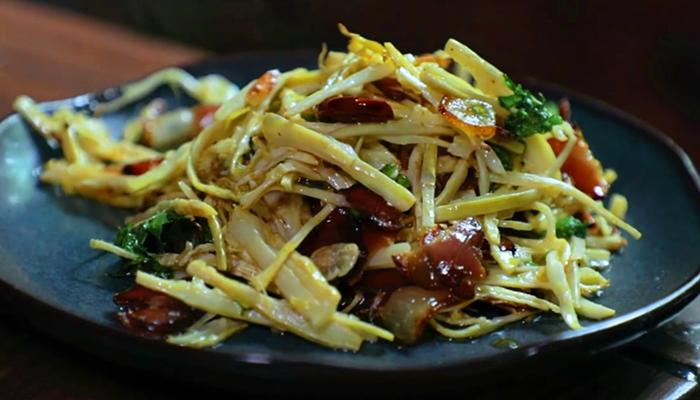 李子柒竹笋的全部视频,李子柒摘竹笋的视频