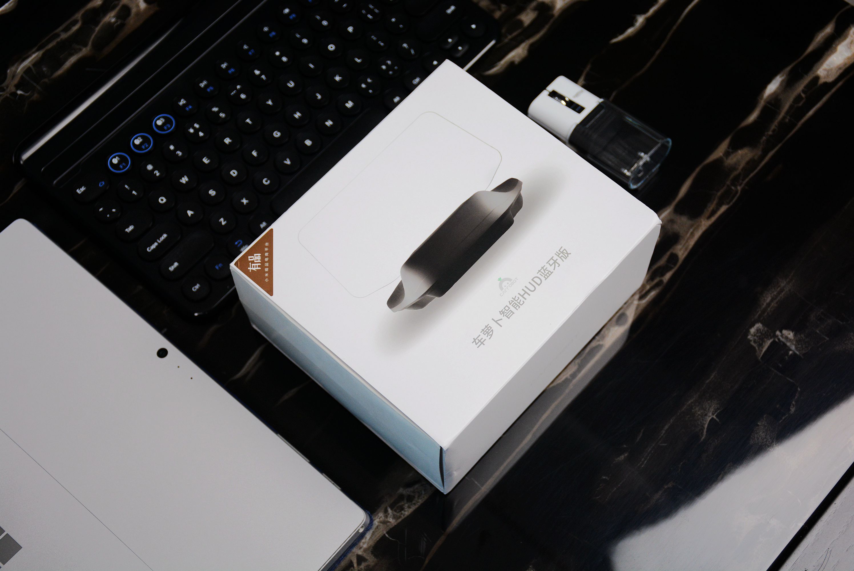 车萝卜hud蓝牙版与智炫版区别,车萝卜hud蓝牙版全面评测