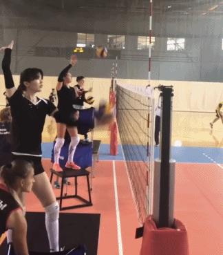 让人惊艳的排球女神,4年前排球界第一美少女现在模样