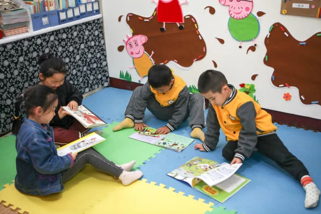 鍥犱负浼欓鑰屽嚭鍚嶇殑瀛︽牎,鍥犱负缇庨鐏殑瀛︽牎