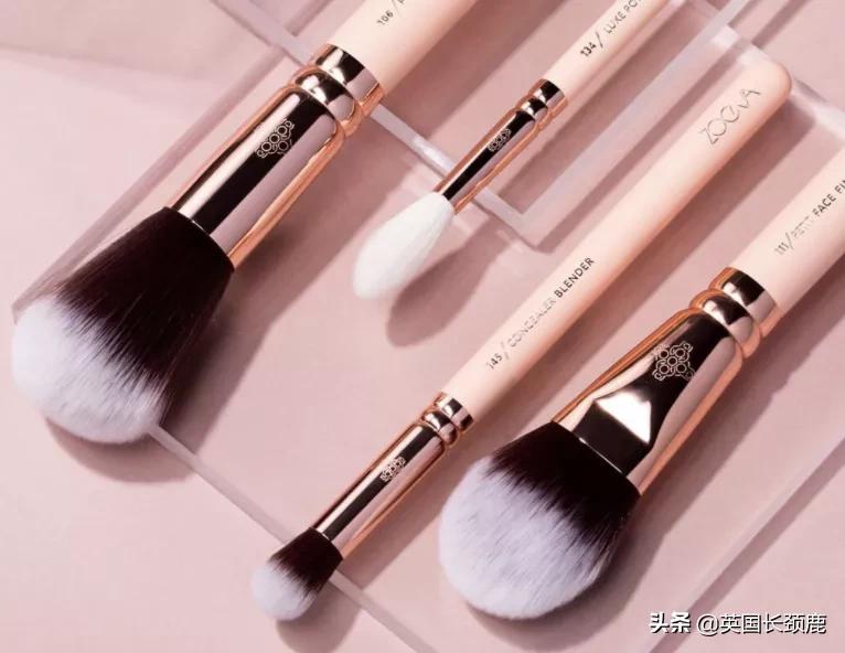 英国气候下让肌肤深呼吸：护肤美妆用品中英文对照大全