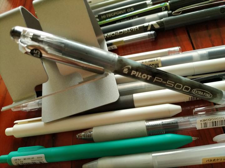 小米巨能写百乐对比,小米巨能写和百乐p500哪个好