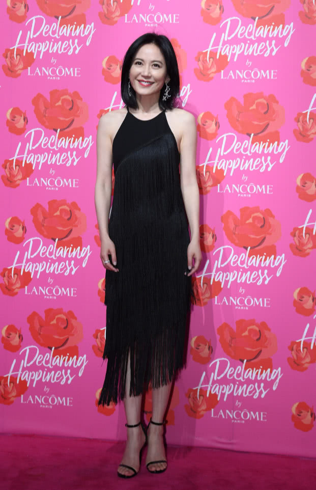 俞飞鸿黑色西装裙子,俞飞鸿不规则拼接长裙