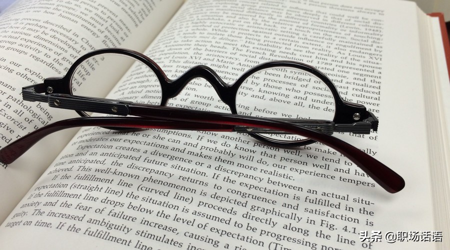 直系亲属包括哪些亲人,员工直属亲属有哪些