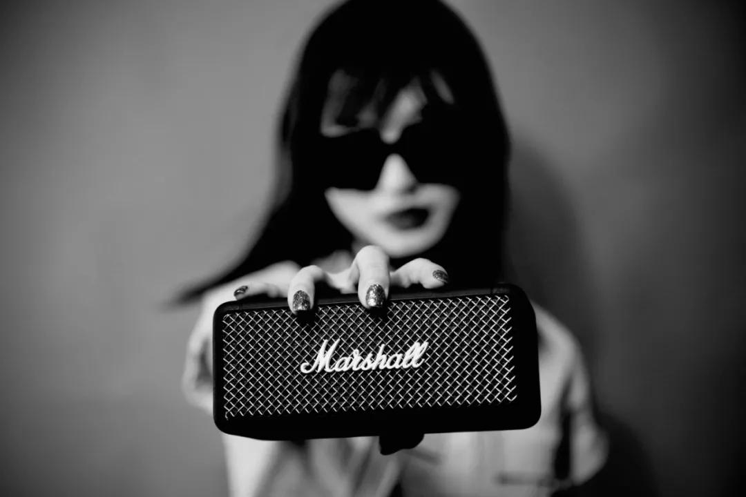 机械朋克风蓝牙音箱,顶级摇滚蓝牙音箱