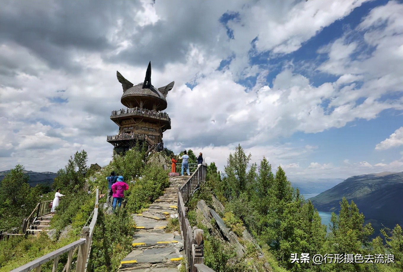 南北疆30天自驾深度游攻略,西行新疆