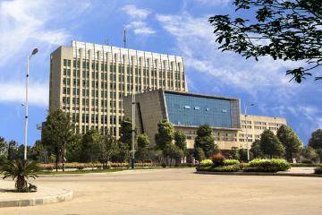 百年职业技术学院在哪里,百年职校的创始人