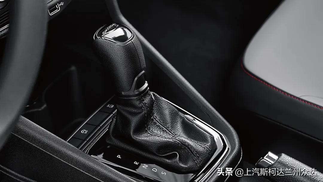 为什么从p挡到d挡有顿挫感,为什么从p挡挂r挡总是感觉很重