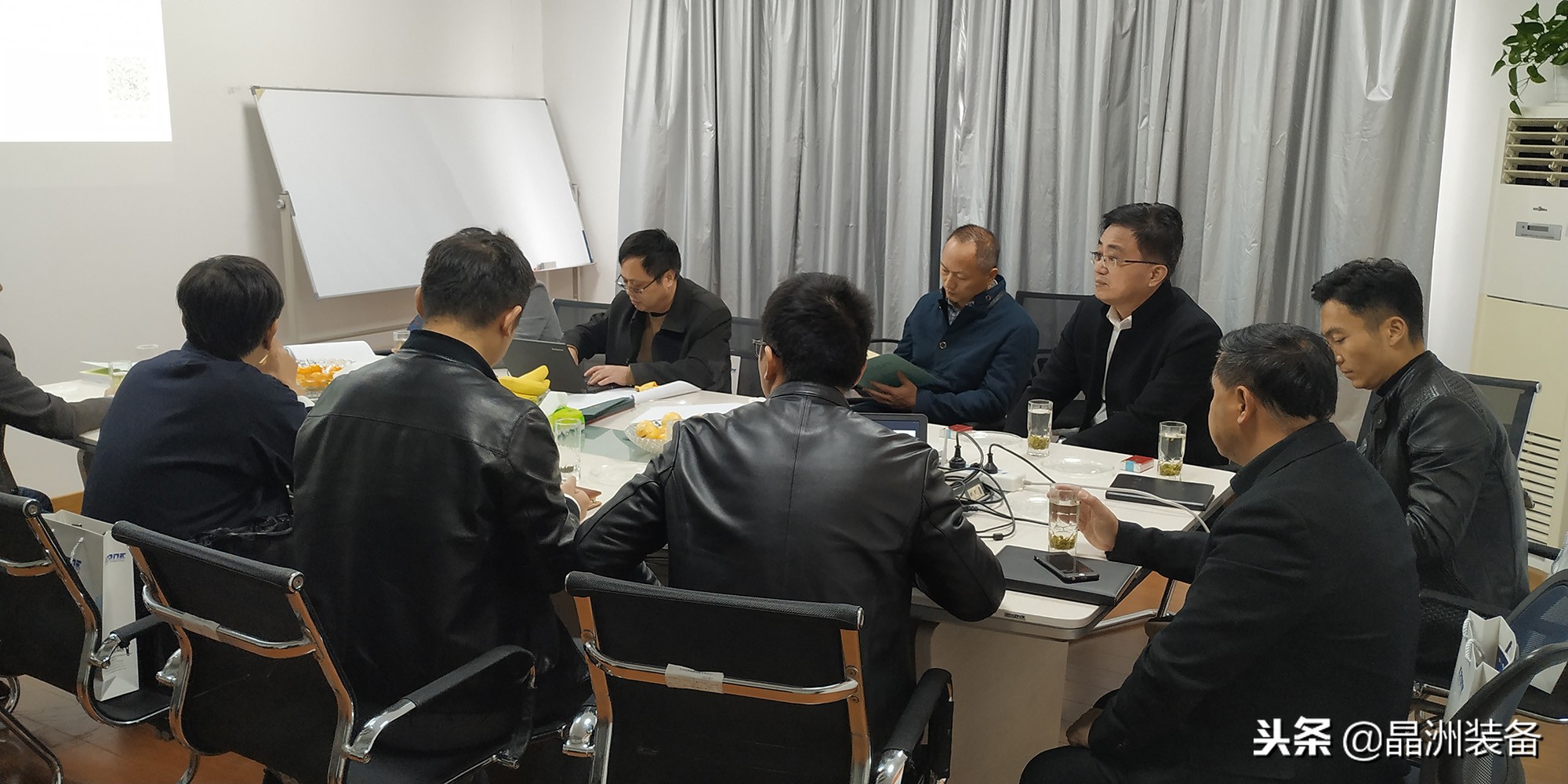 勇立潮头敢为先的下句,勇立潮头敢为先宣传片