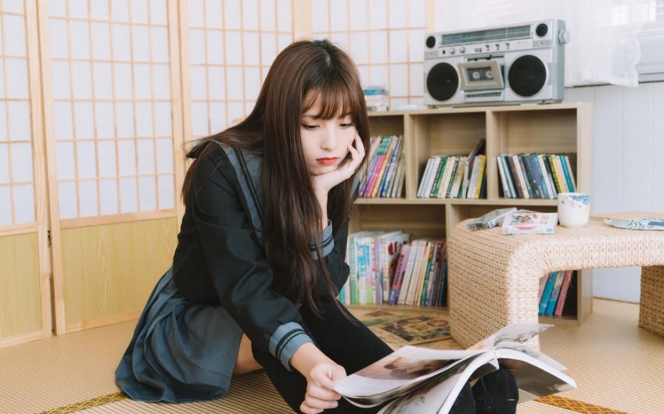 单亲妈妈在钱和孩子中选择了孩子，现在过得怎么样了？