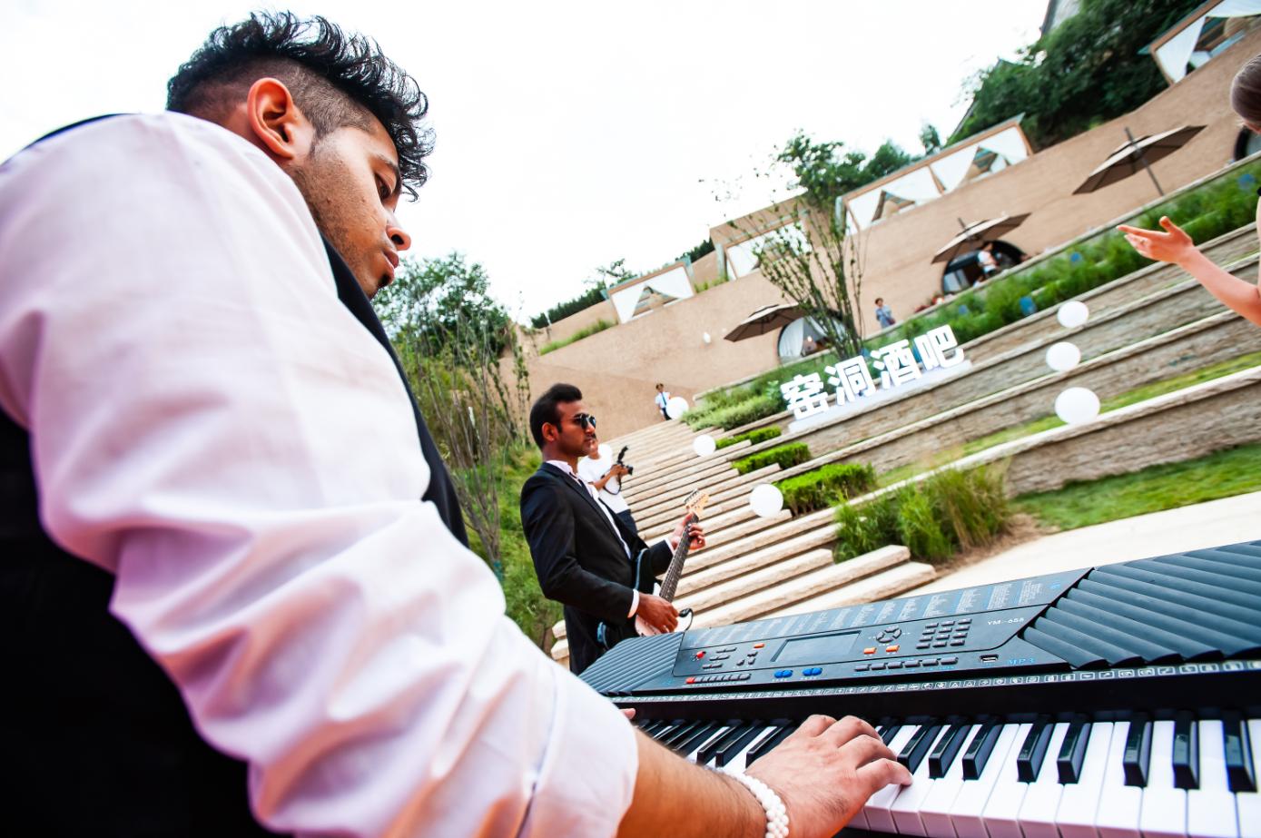 郑州新地标酒吧,不醉不归郑州最新潮18家主题酒吧