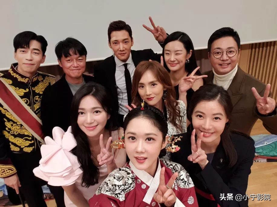 豪门、三角恋、车祸，隔着屏风偷情的狗血剧，这剧上瘾