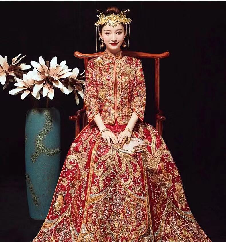 最适合穿中式嫁衣,新款秀禾服新娘礼服中式嫁衣