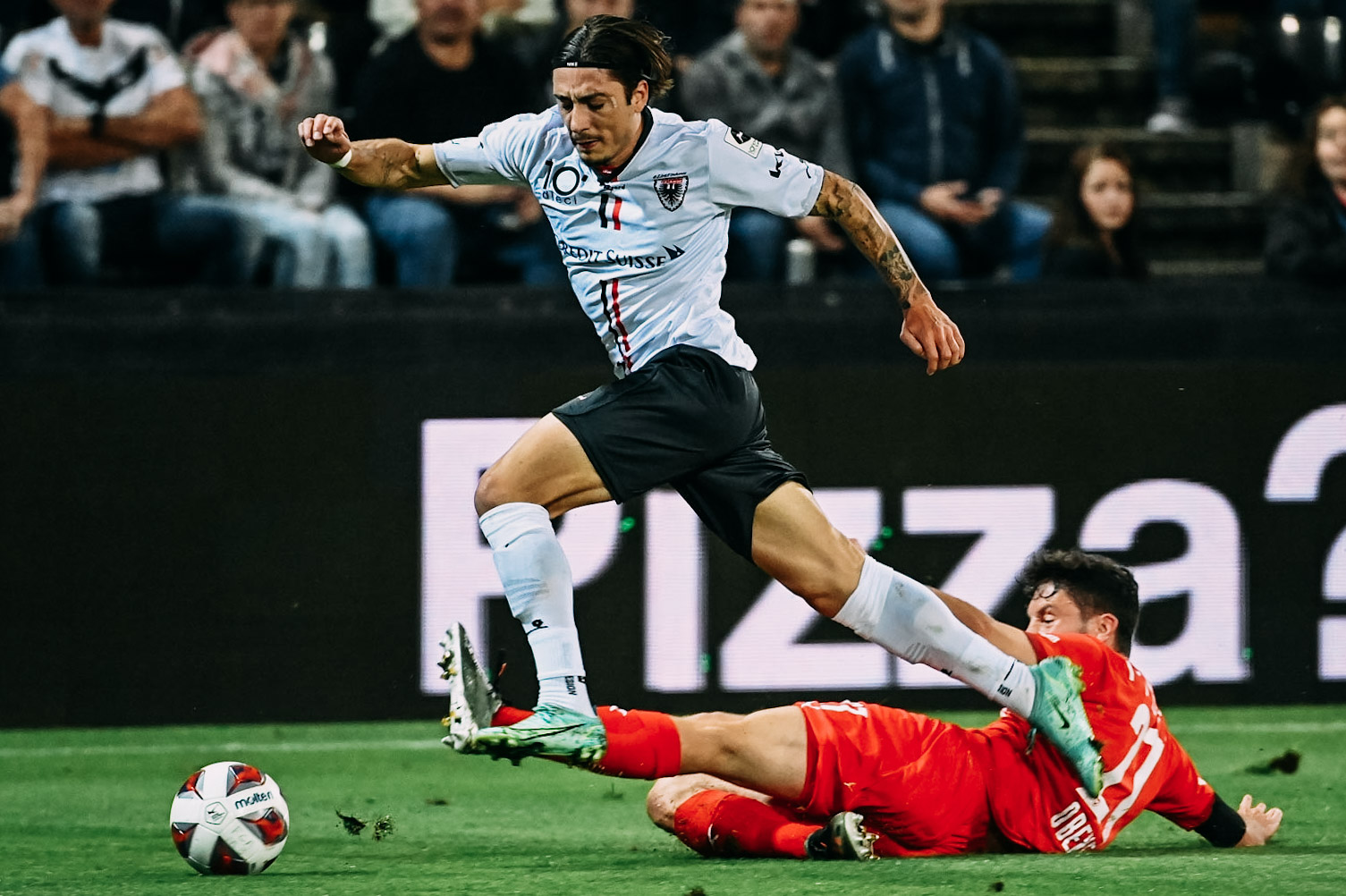 曝萨拉赫或替补出战欧联杯,萨拉赫重返世界杯