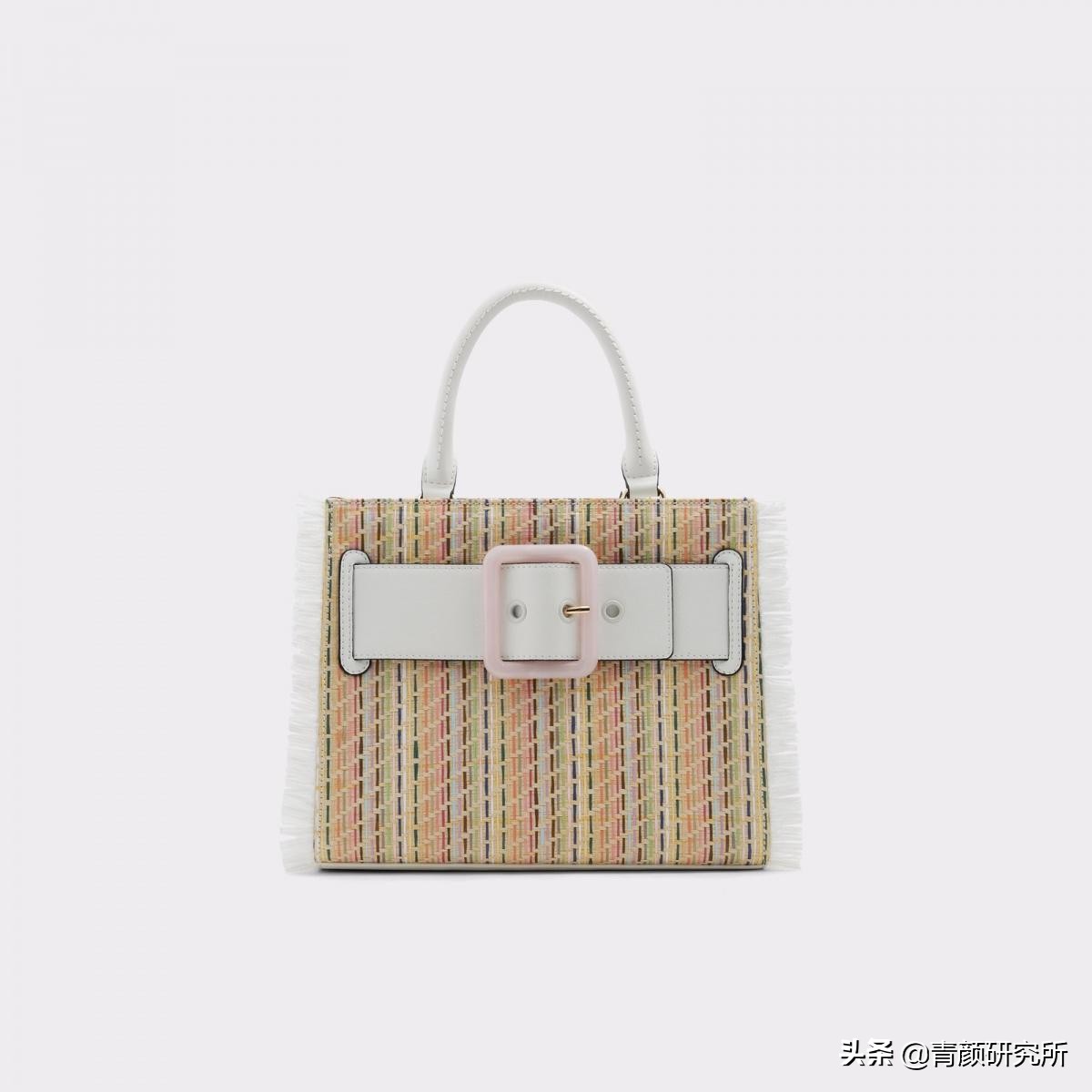 轻奢小众包包种草好看高级不撞款,10款时尚圈最受宠的轻奢包包