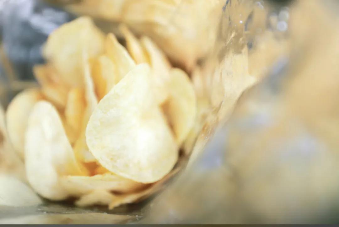 何以解忧唯有零食抱抱桶,何以解忧唯有零食原版