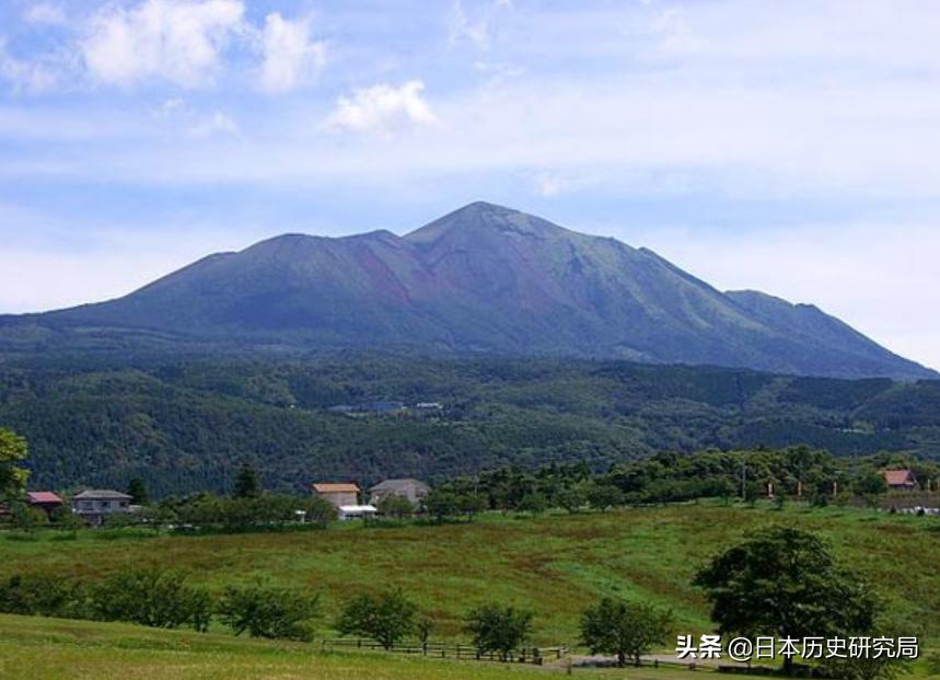 日本的国庆节是哪一天,日本的新年是哪一天