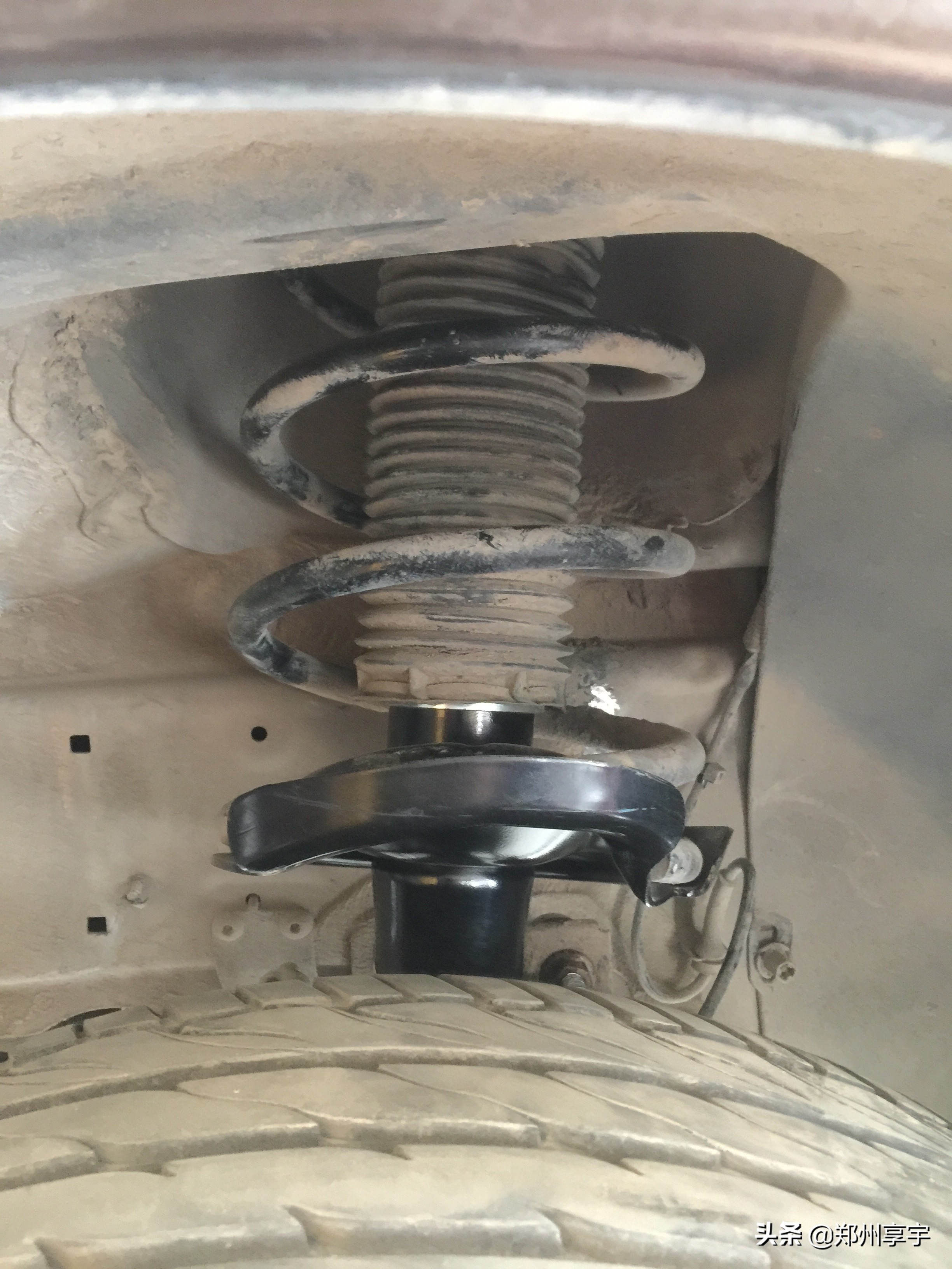 09年沃尔沃c30前减震,沃尔沃c30减震器