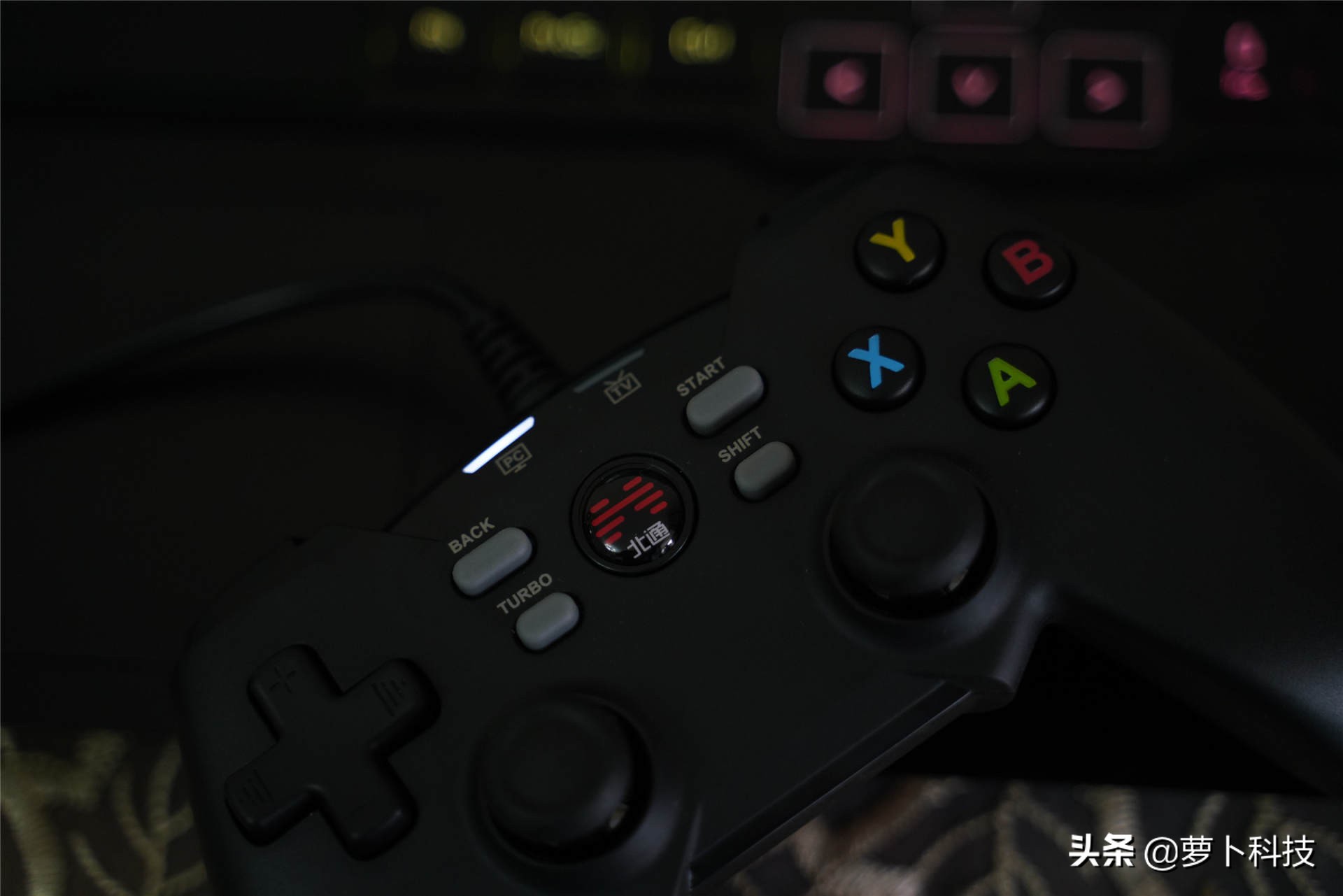 北通蝙蝠4手柄连接电脑没反应,北通蝙蝠4手柄玩实况