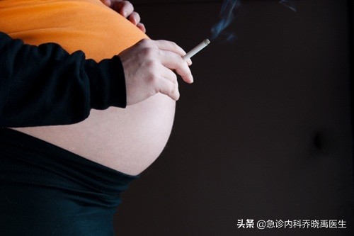 闻电子烟二手烟有哪些危害,二手烟对肺的危害有哪些