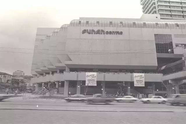 鏂板姞鍧unan璐墿涓績 (鏂板姞鍧￠粦绉戞妧璐墿涓績)