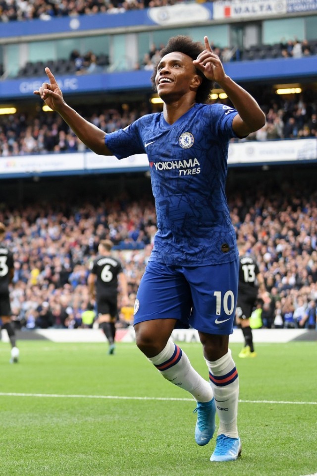 威廉庆祝切尔西出战视频,为穆里尼奥踢球是我的梦想