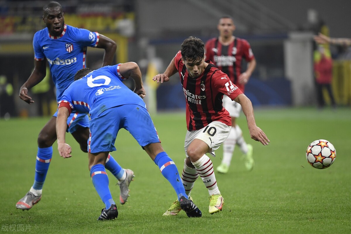 逆转2-1，射门22脚+64%控球！两大弃将纷纷爆发，巴萨要哭了