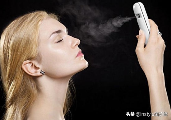 雅漾喷雾为什么越用越干,补水喷雾用久了得白肺吗