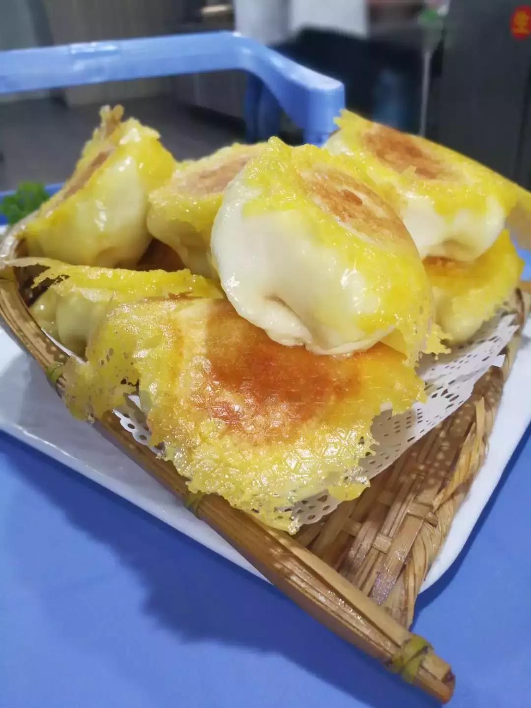 龙门小龙虾烧烤,夏天路边大排档撸串啤酒小龙虾