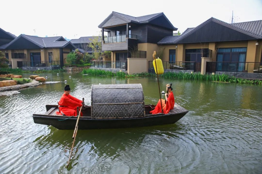 住进风景里温泉酒店,住进风景里旅游度假温泉酒店