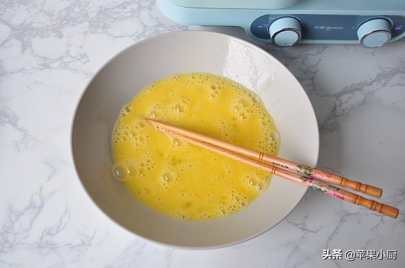 早餐不加鸡蛋怎么做好吃又简单,做煎鸡蛋吐司的三种方法