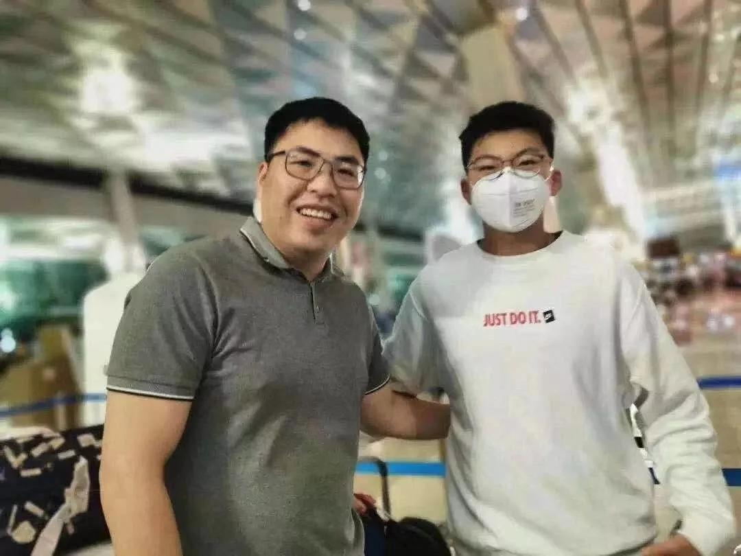 千里走单骑儿童视频,千里走单骑安徽小伙