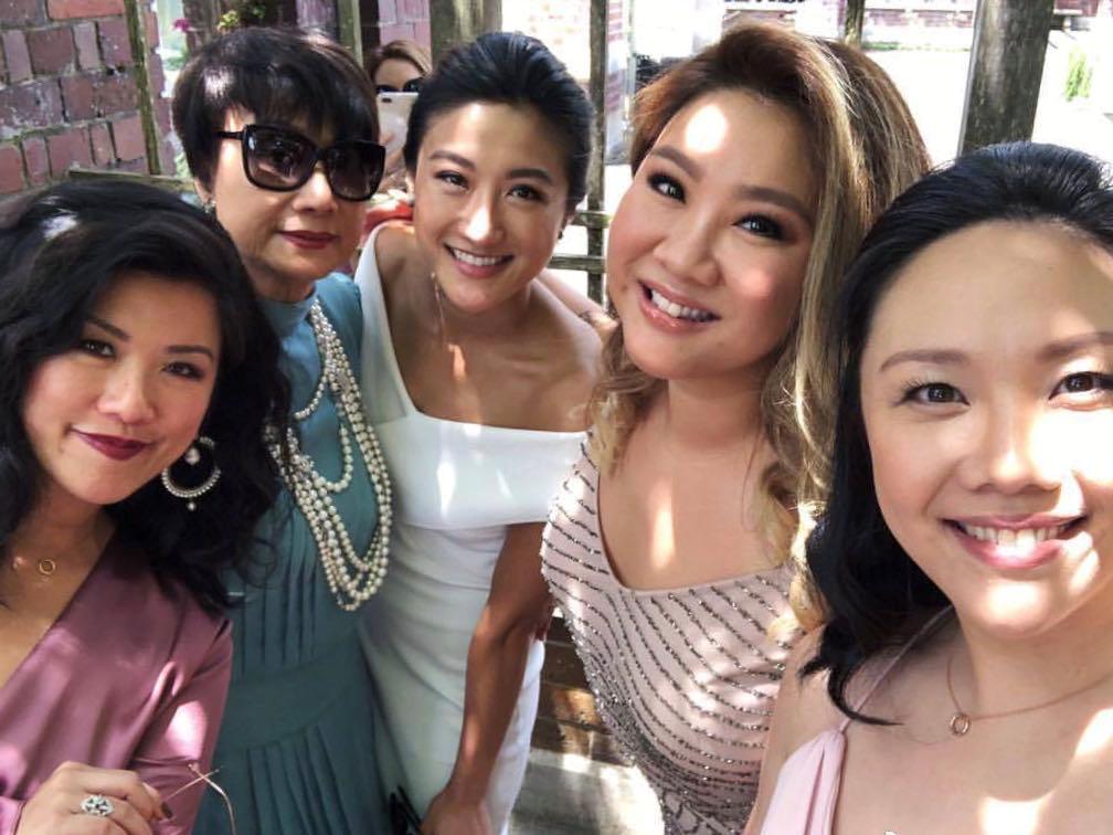 郑欣宜穿皮裙好看吗,郑欣宜高级感穿搭