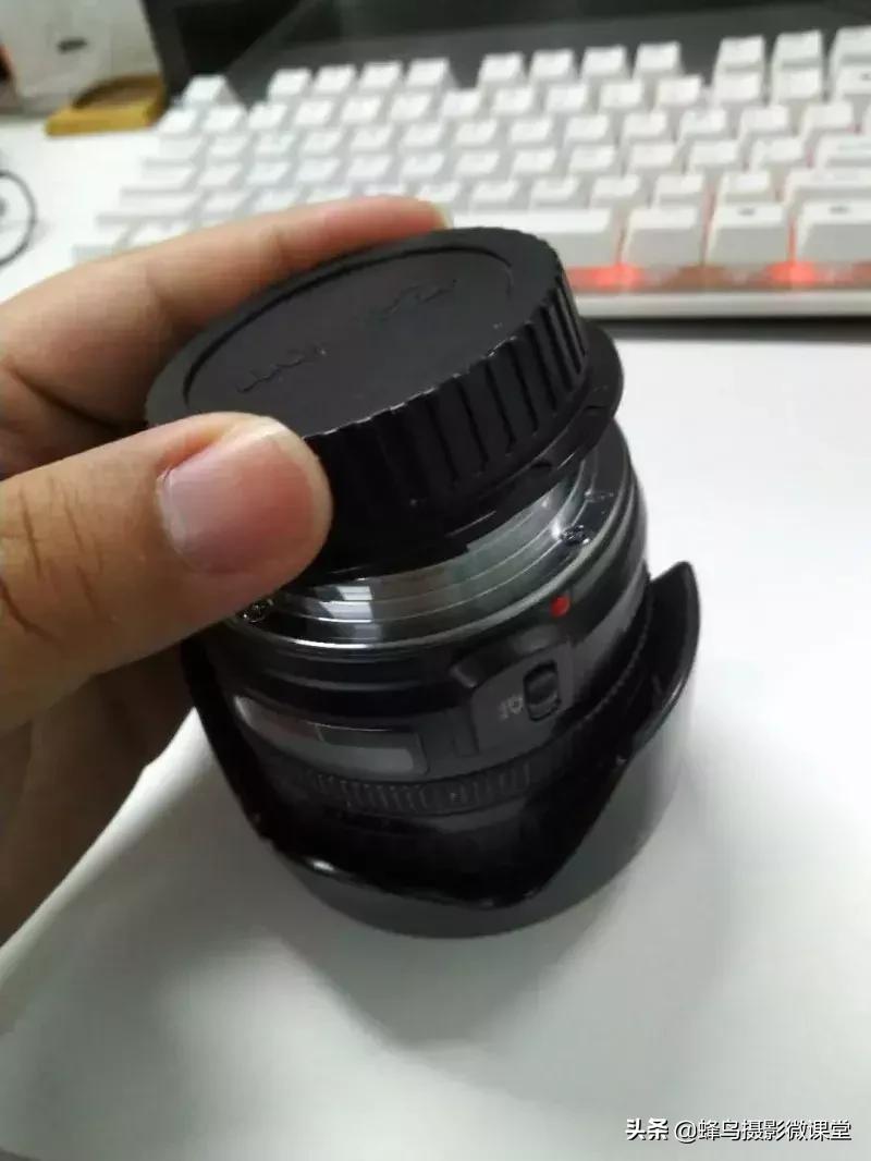 镜头有灰会进cmos吗,镜头有灰有影响二手价格吗