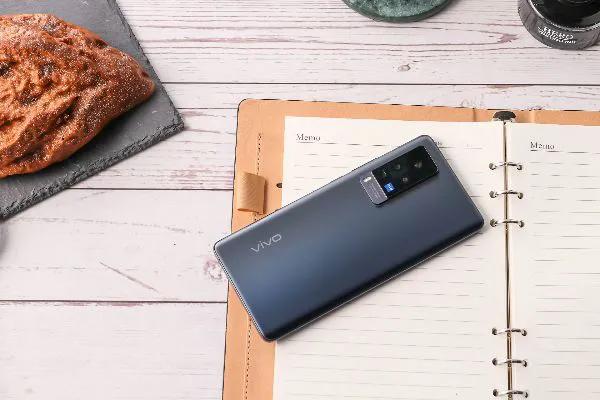 适合女生的手机性能好拍照好的,适合女生的手机颜值高性能强