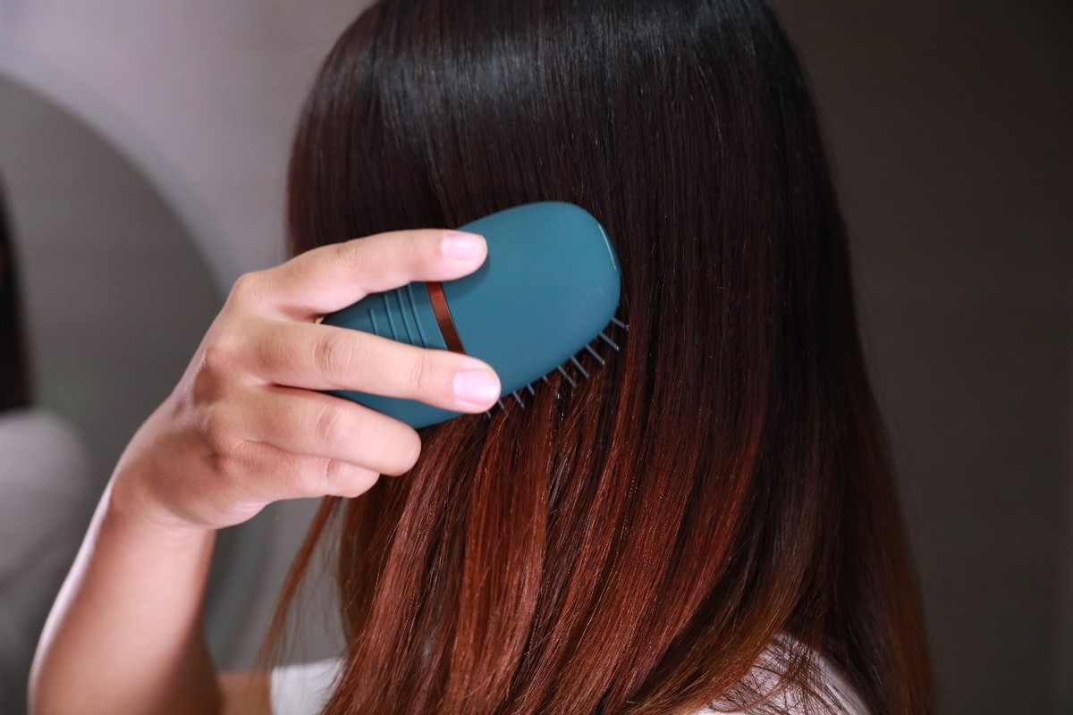 须眉负离子吹风机,须眉高浓度负离子护发电吹风