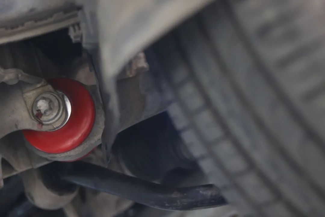 怪兽修车:翻新一辆11年破烂不堪的宝马GT,车况不忍直视