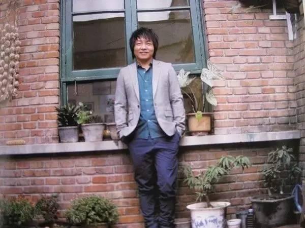 穿过幽暗的岁月结局,穿过幽暗的岁月才能抵达诗和远方