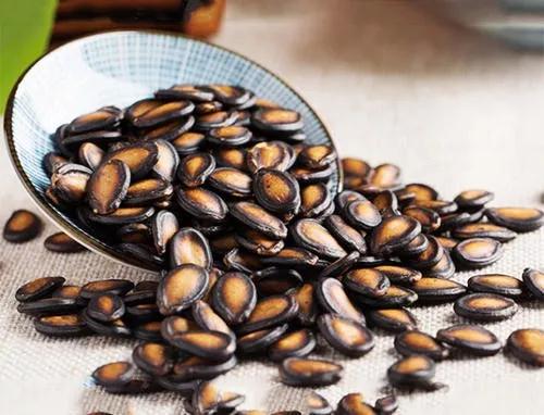 得了甲亢要少吃面食吗,得了甲亢病的人吃东西忌口吗