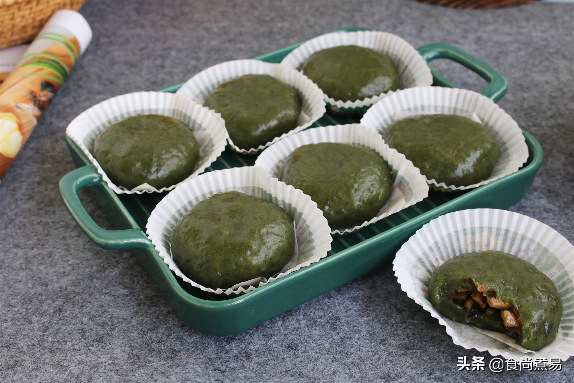 艾粄用开水还是凉水揉面,客家艾粄的传统做法