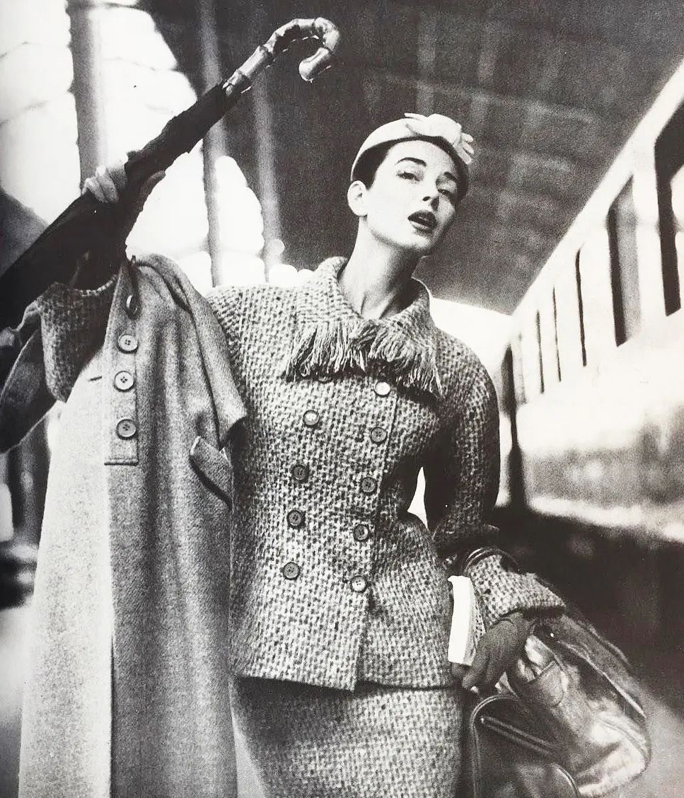 会修飞机的绝代超模，自己开公司，为何最终在小餐馆度过余生？