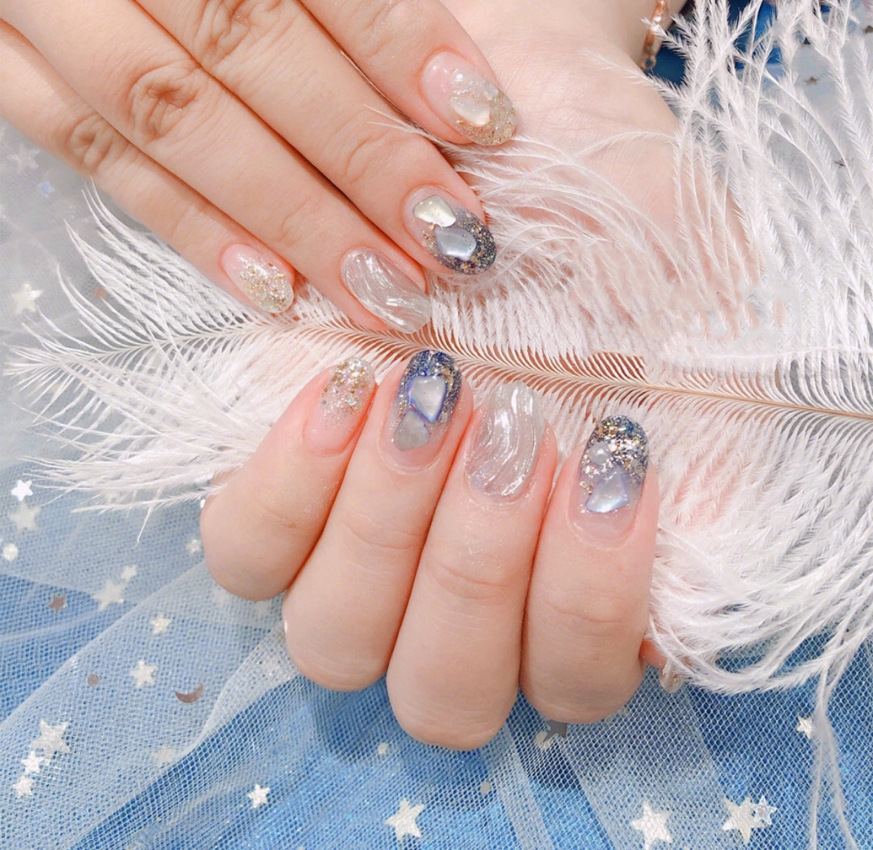 简单晕染美甲教程腮红黄皮,美甲网红款红色日系晕染